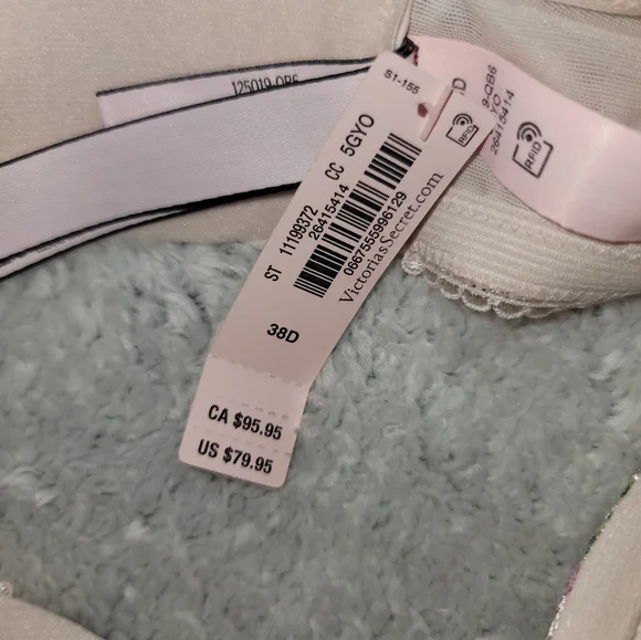 Victoria Secret Floral Embroidered Push Up Bra Size 38D - Picture 6 of 6